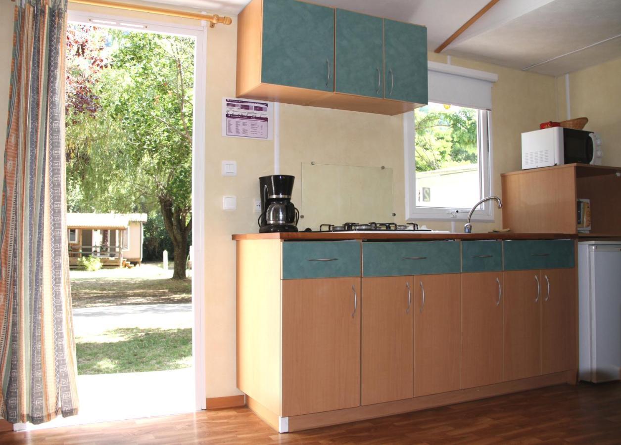 Camping Du Lac Saint-Julien-du-Verdon Exterior foto